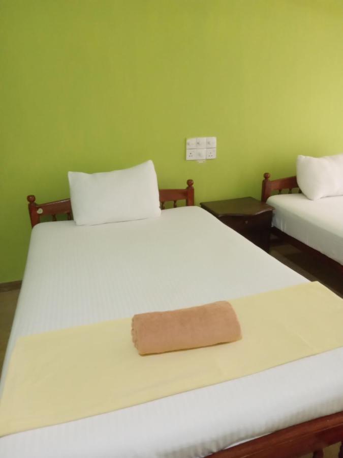 No.11 Uptown Econostay Kandy Esterno foto